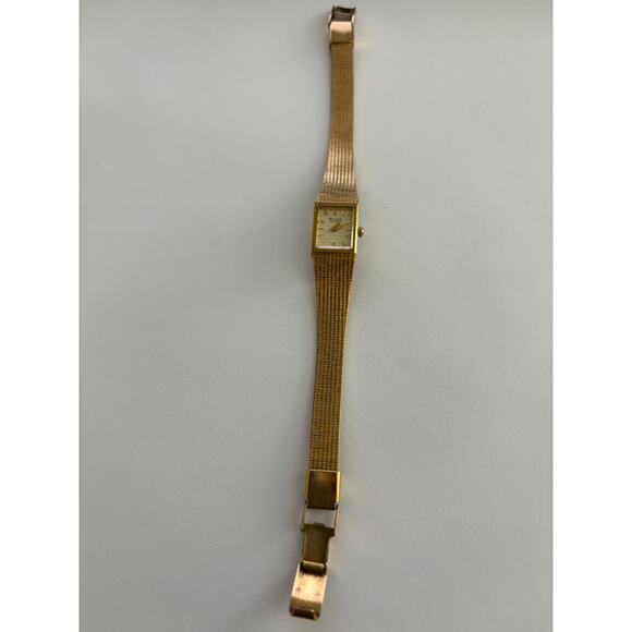 Bulova Vintage Women's Ultra Slim Dress Bracelet Watch Gold Tone NOT Tested - Picture 1 of 4